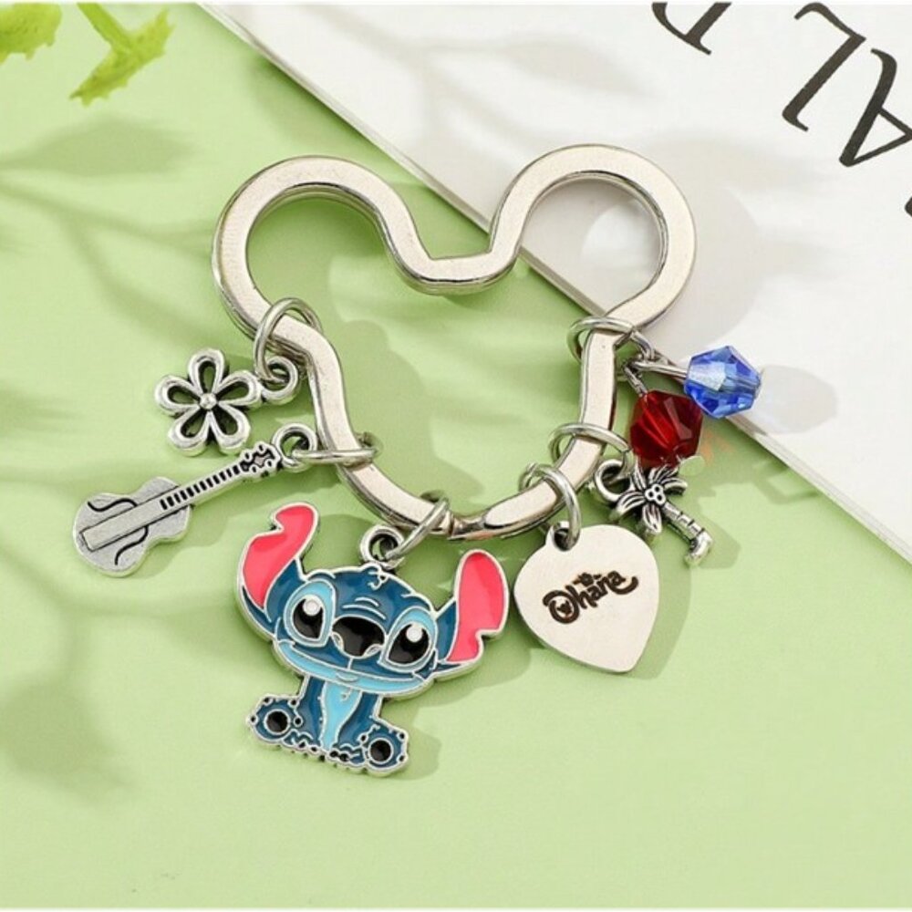 DISNEY Lilo & Stitch “Stitch” Silver Keychain (BRAND-NEW & SO CUTE!)